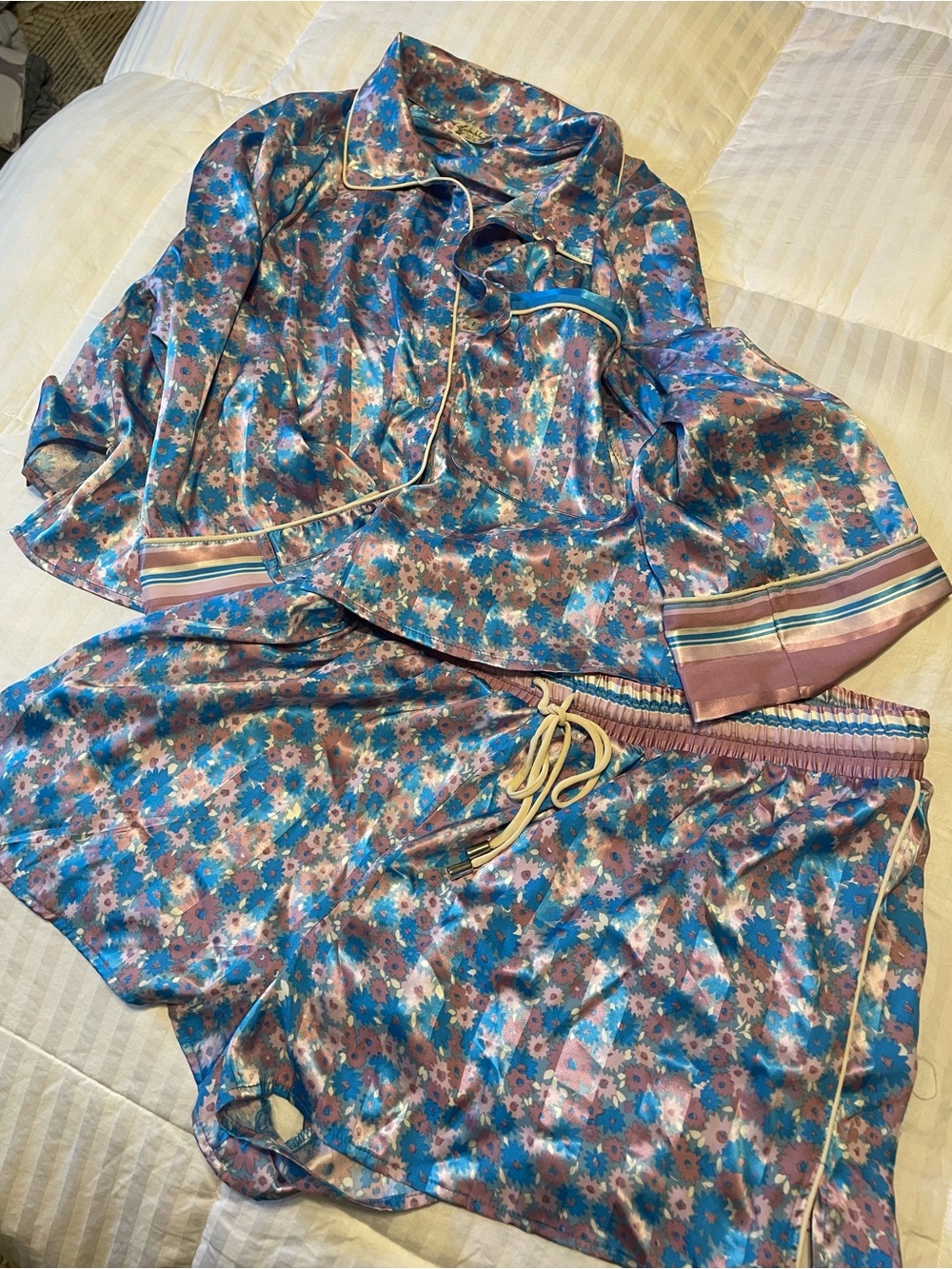 Silky Floral Pajama Set - Blue & Pink